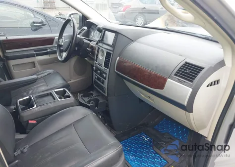 2009 Chrysler Town & Country Touring из США, поврежденный, VIN 2A8HR541X9R661541